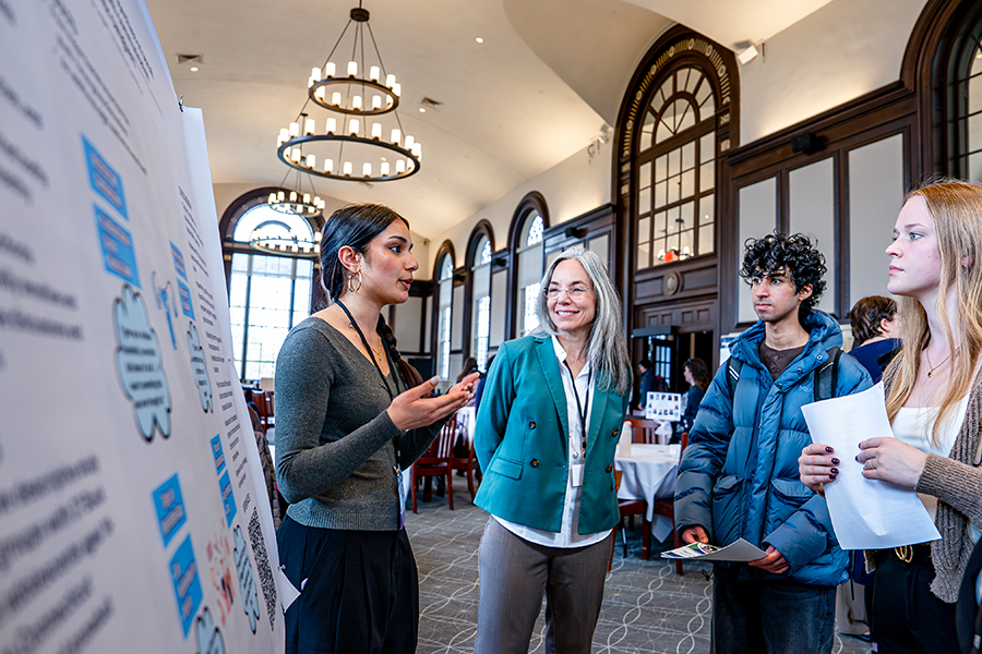 poster presentation at honors research forum